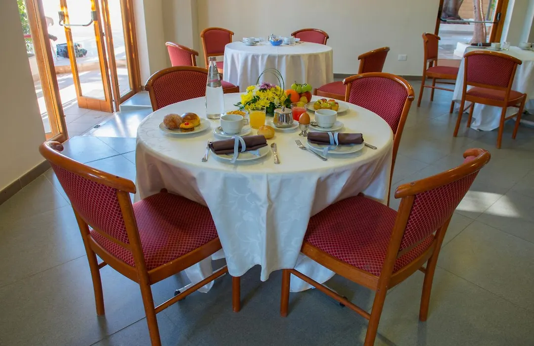 Hotel Dei Pini-1